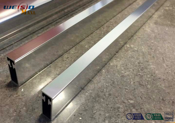 Il profilo di alluminio lucidato specchio del nastro per la ferrovia Bacony ha lucidato i profili di alluminio dell'estrusione