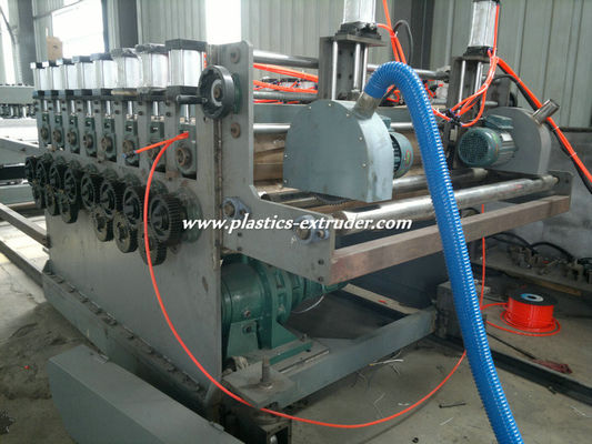 Larghezza di plastica del macchinario 1220mm dell'espulsore della macchina del bordo della schiuma del PVC della costruzione